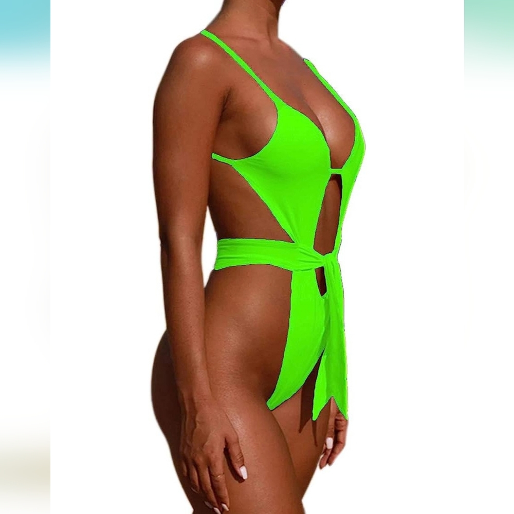 One Piece Swim - Picture 2 of 9